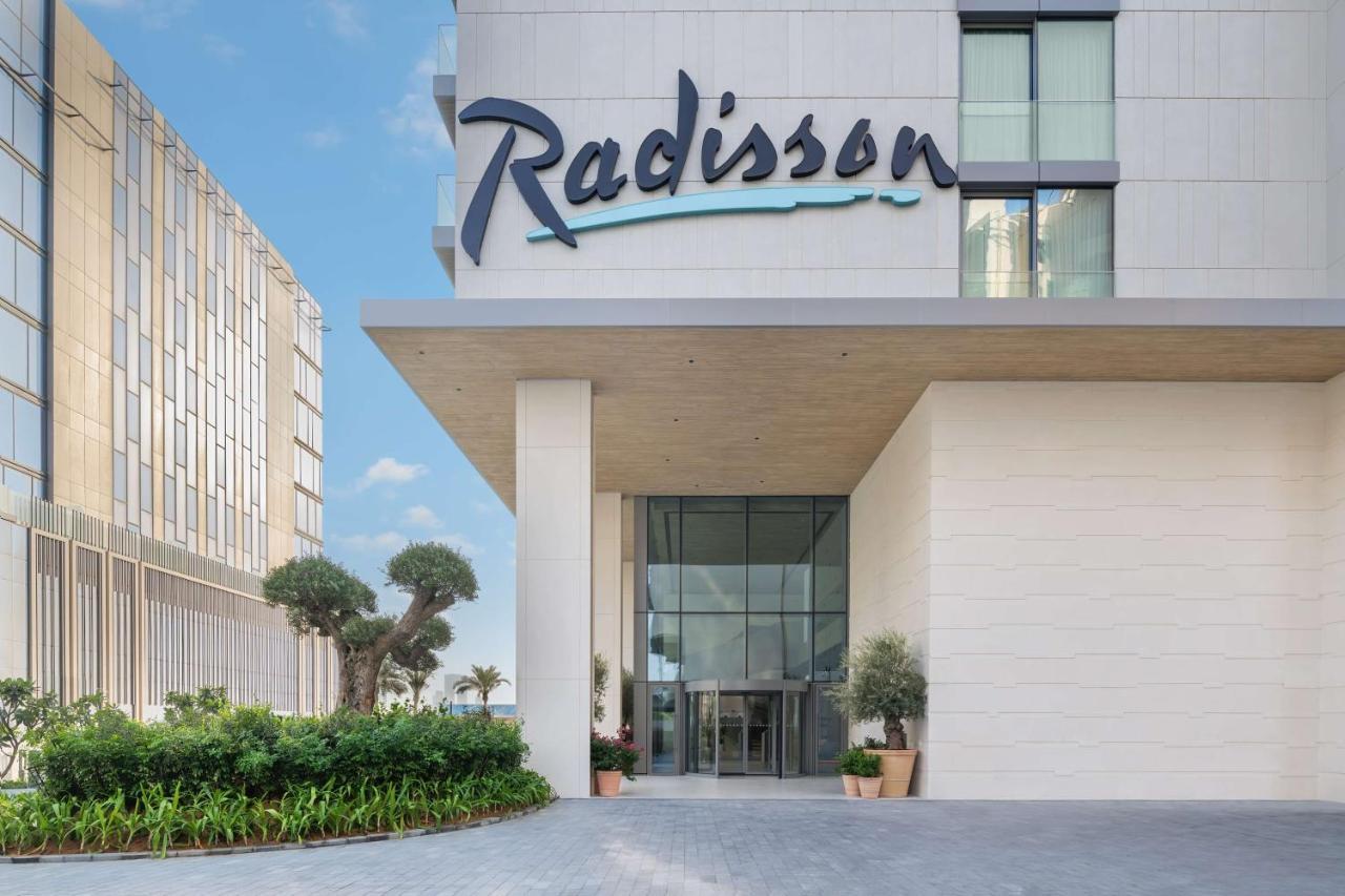 Radisson Beach Resort Palm Jumeirah ドバイ エクステリア 写真